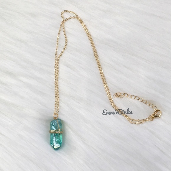 New Vibrant Aqua Green Aura Quartz Crystal Gold Plated Necklace -Crystal Pendant - Picture 3 of 13